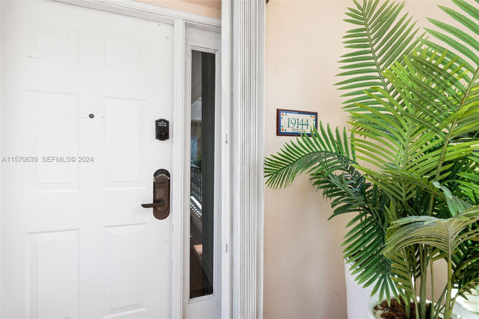 19144 Fisher Island Drive 19144 Property Photo 26