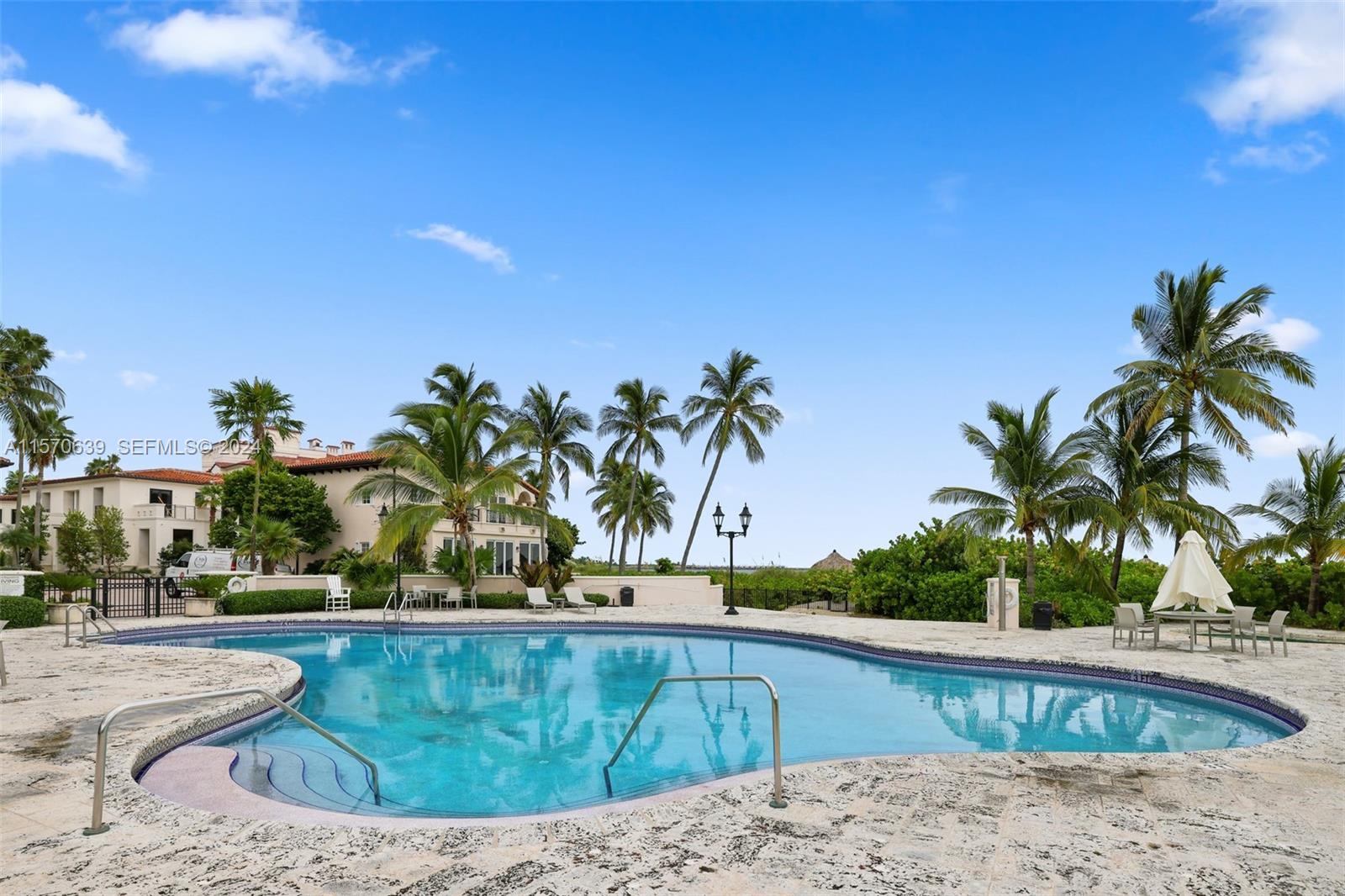 19144 Fisher Island Drive 19144 Property Photo 49