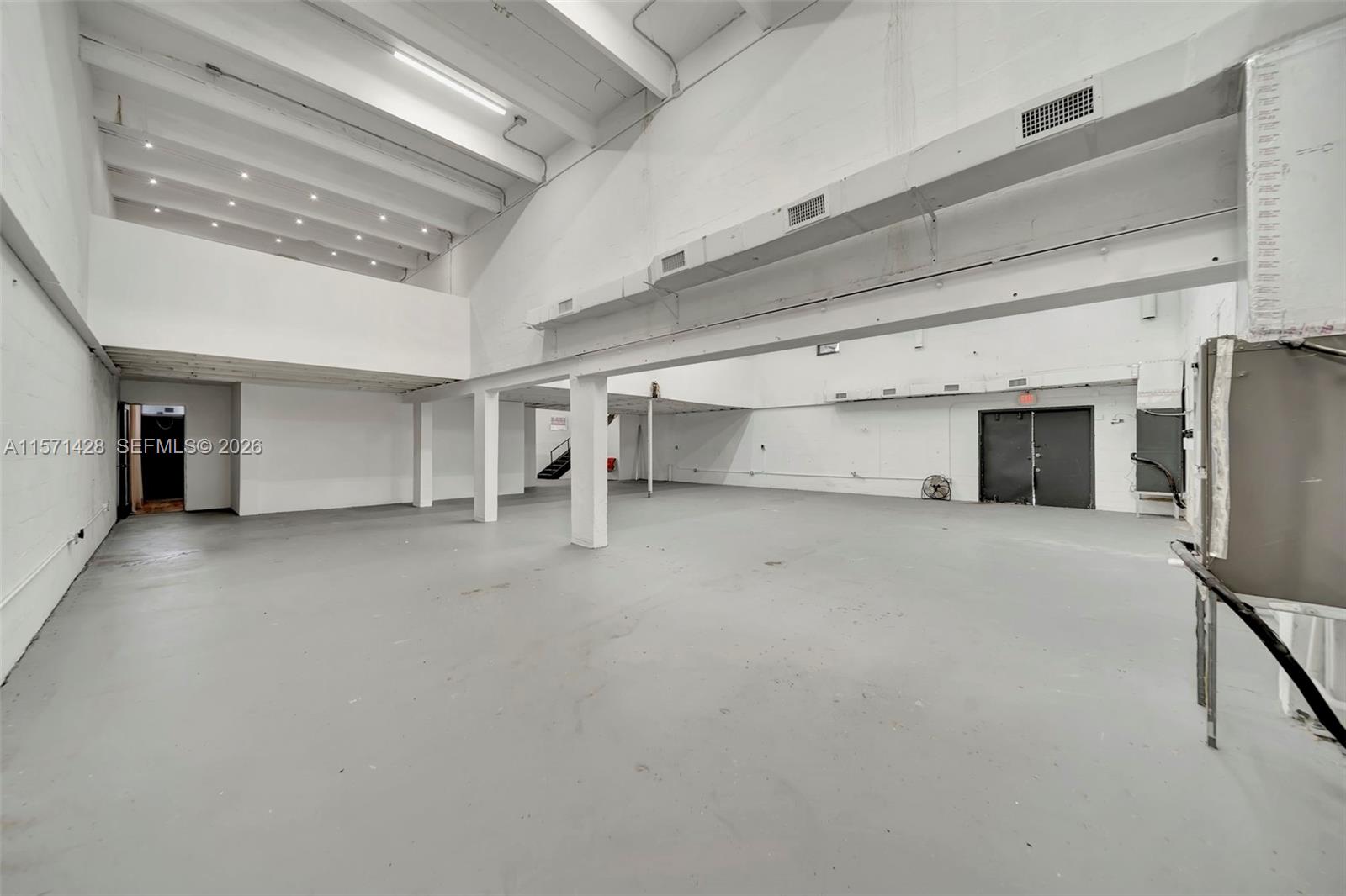67 Nw 166th Street Property Photo 18