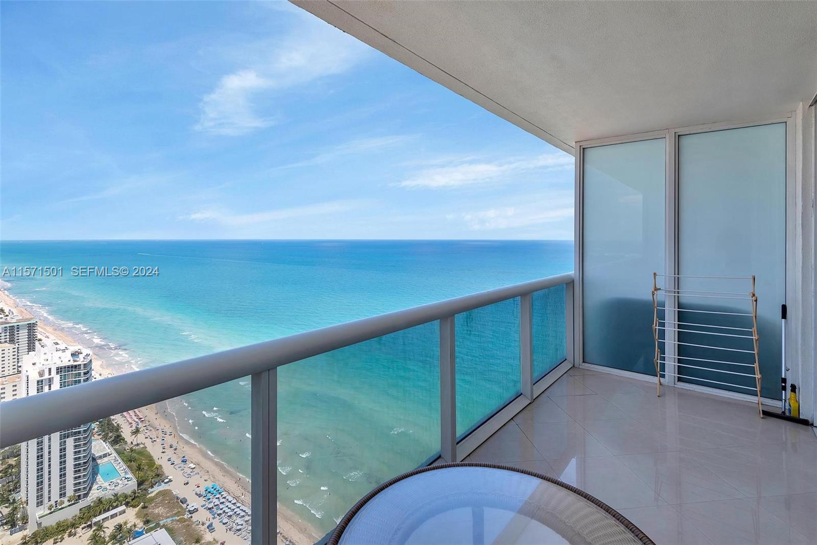 1830 S Ocean Drive 4709 Property Photo 3