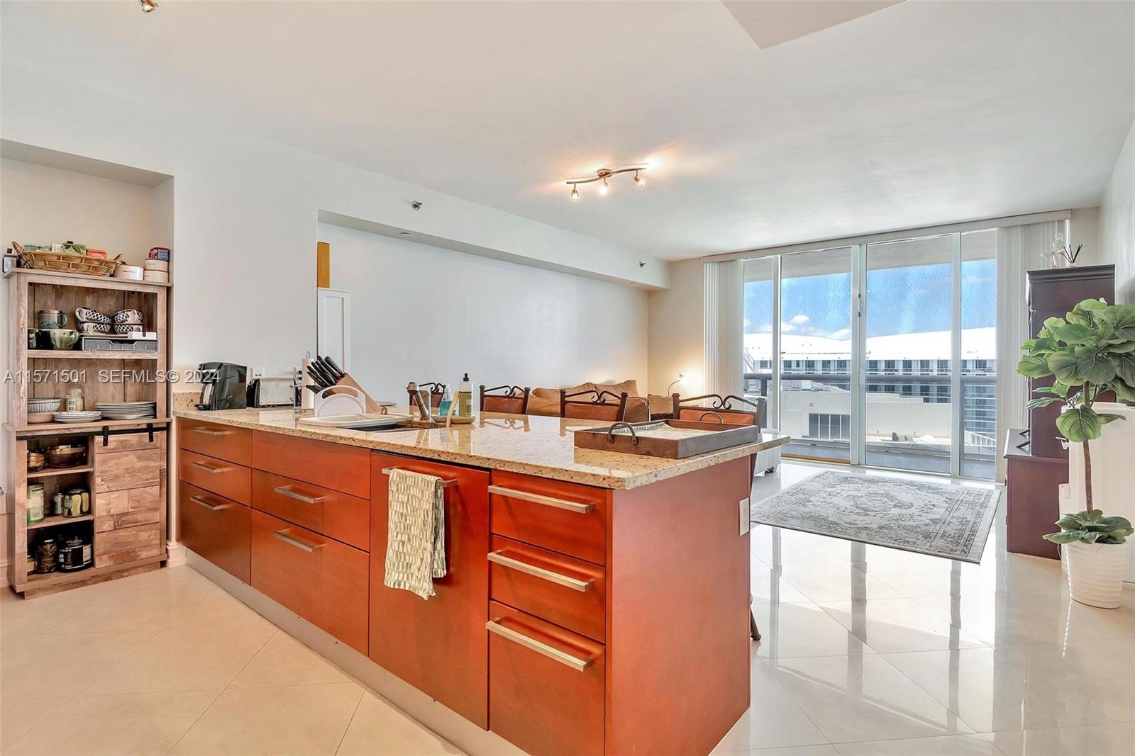 1830 S Ocean Drive 4709 Property Photo 7