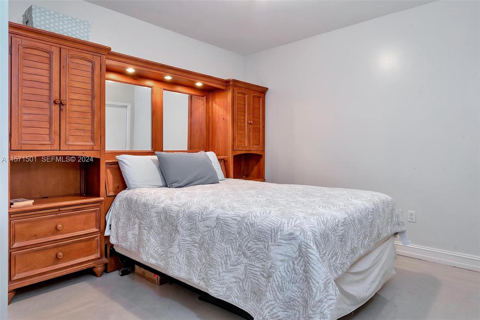 1830 S Ocean Drive 4709 Property Photo 22