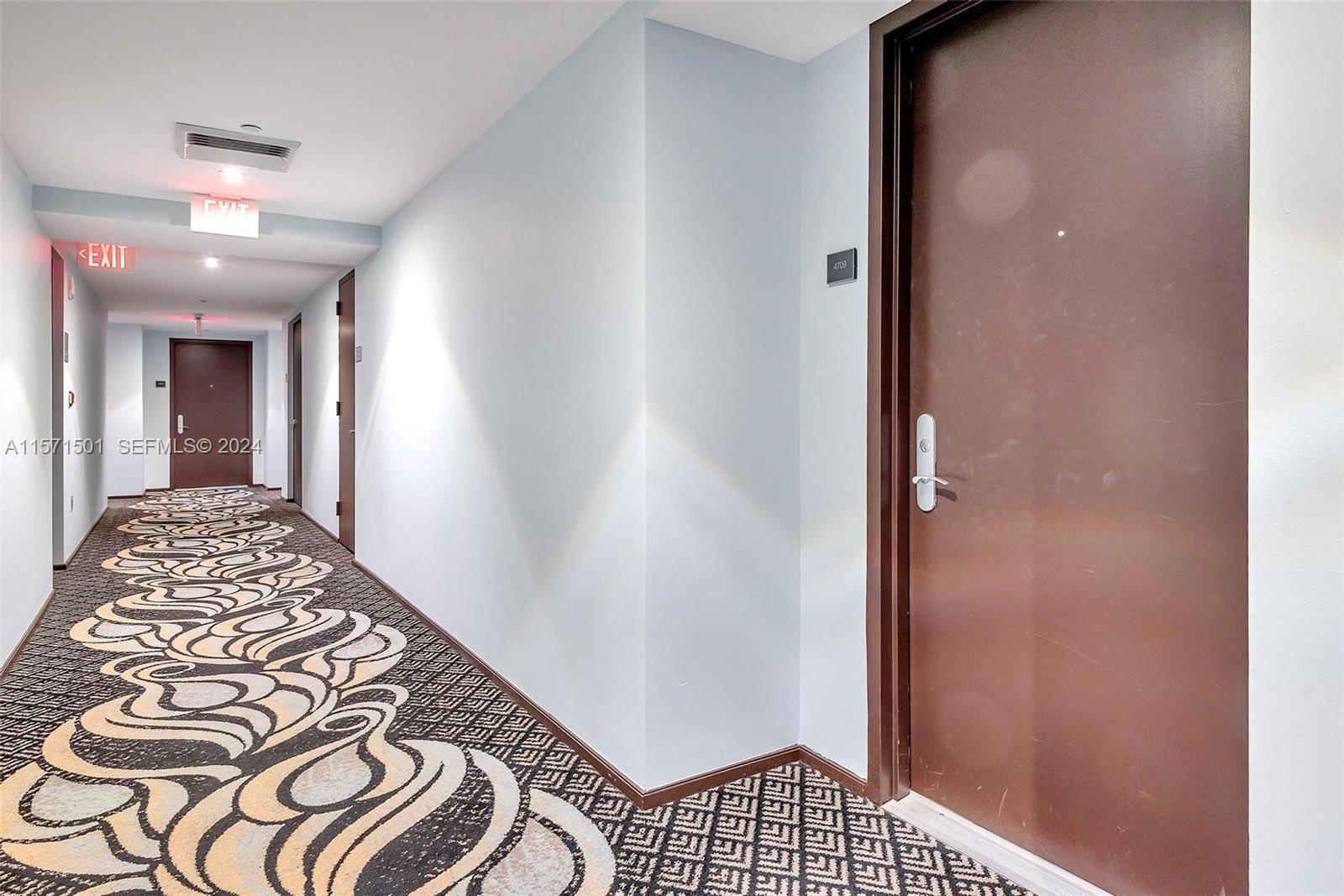 1830 S Ocean Drive 4709 Property Photo 29