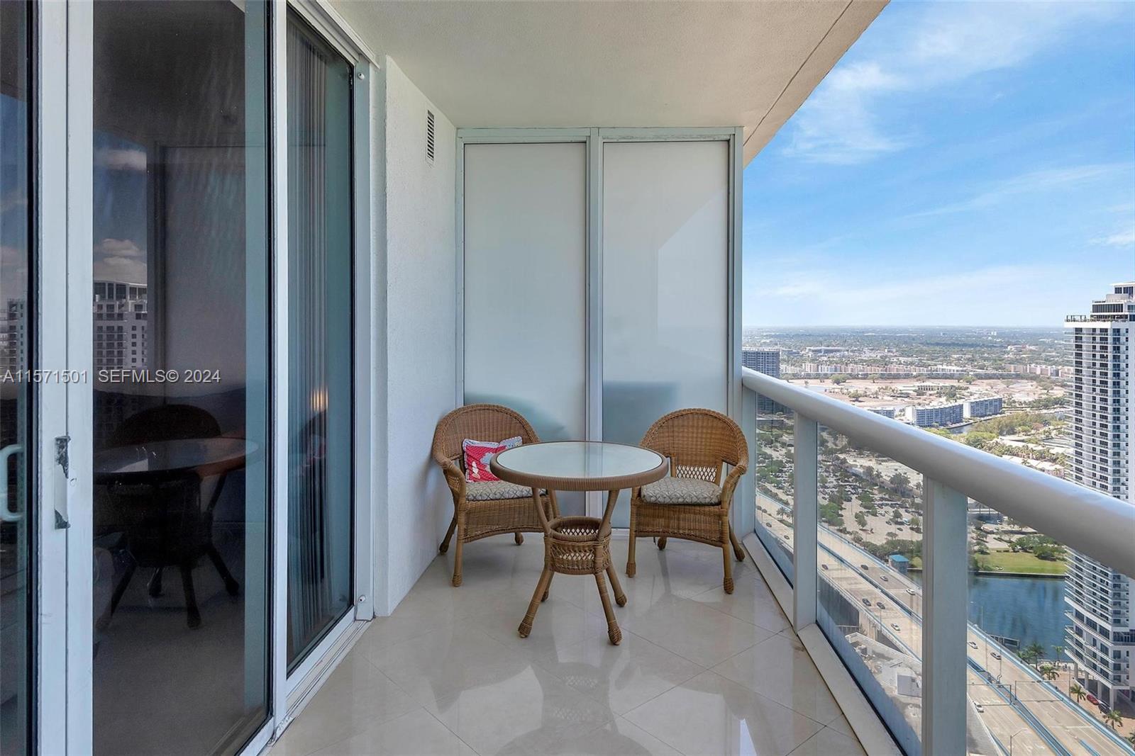 1830 S Ocean Drive 4709 Property Photo 33