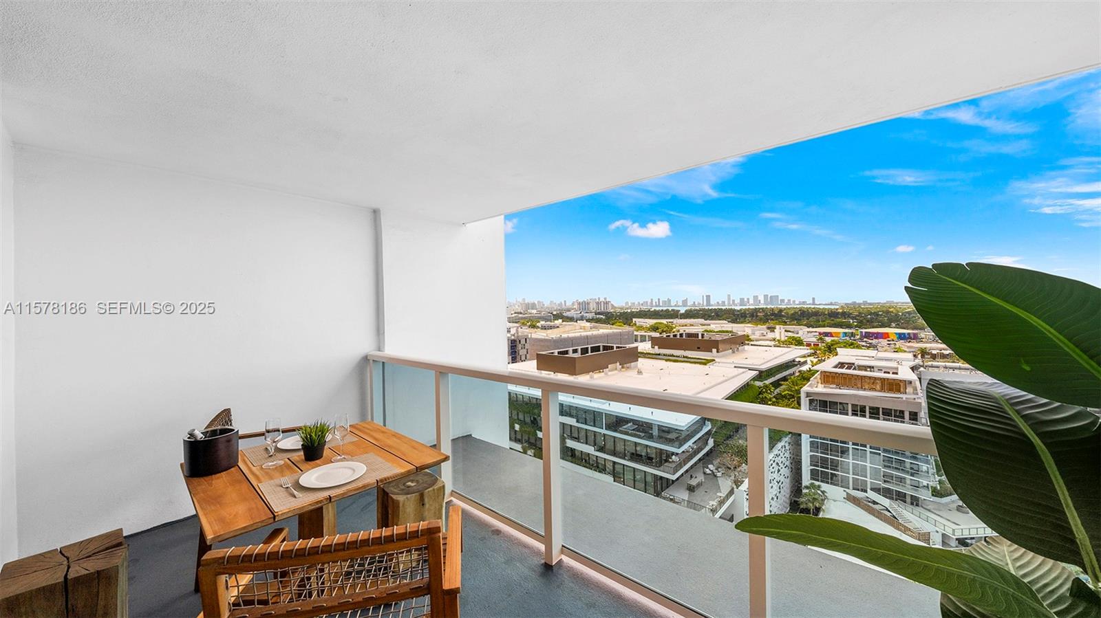 A11578186 Property Photo 36