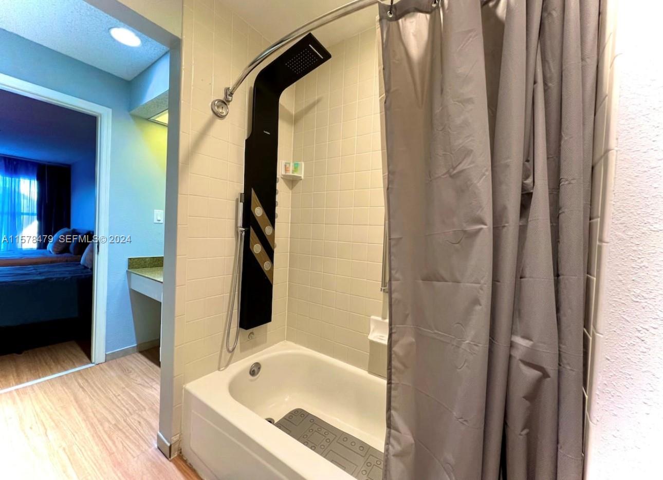 3100 Parkway Boulevard 750 Property Photo 7