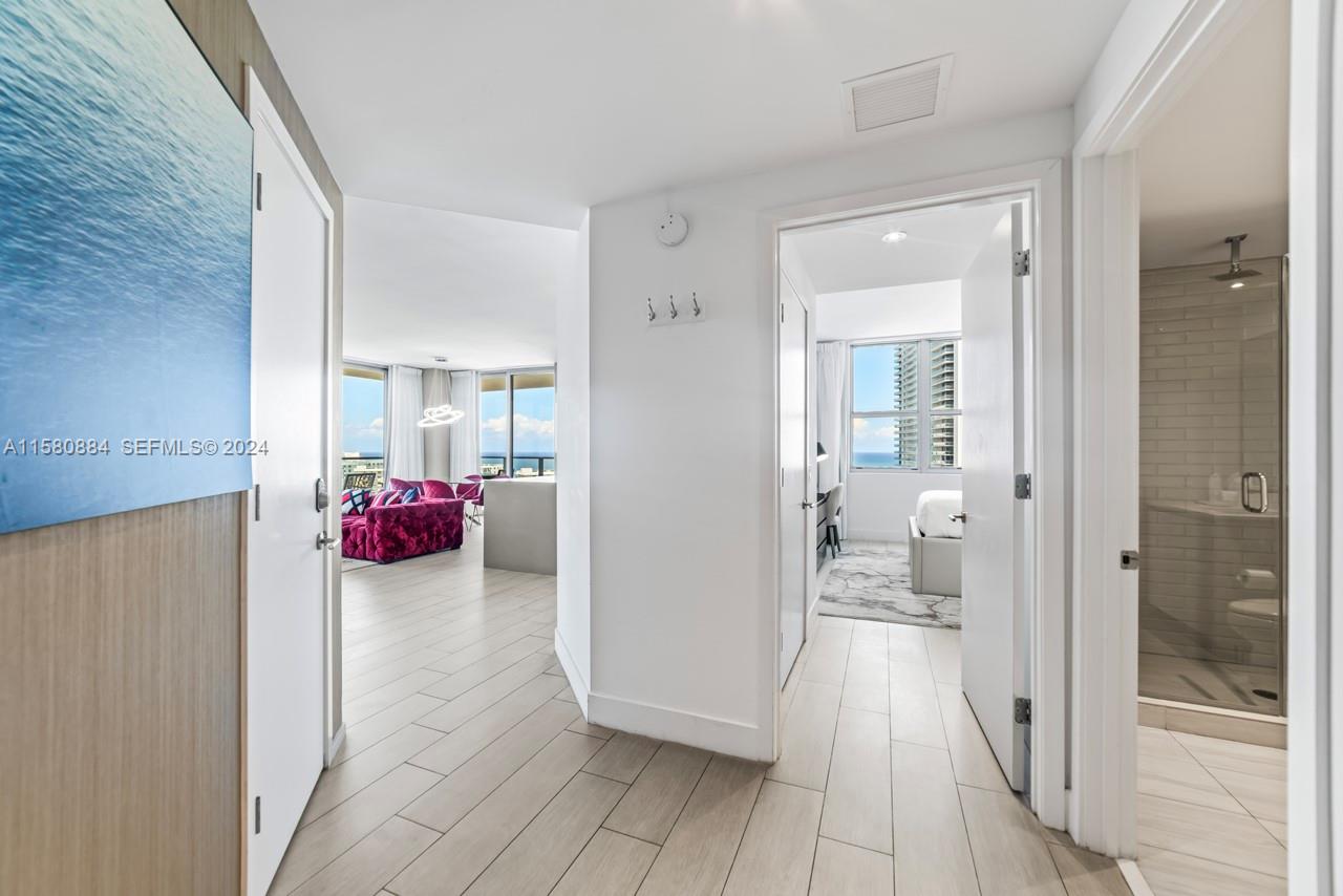 4010 S Ocean Drive R1601 Property Photo 1