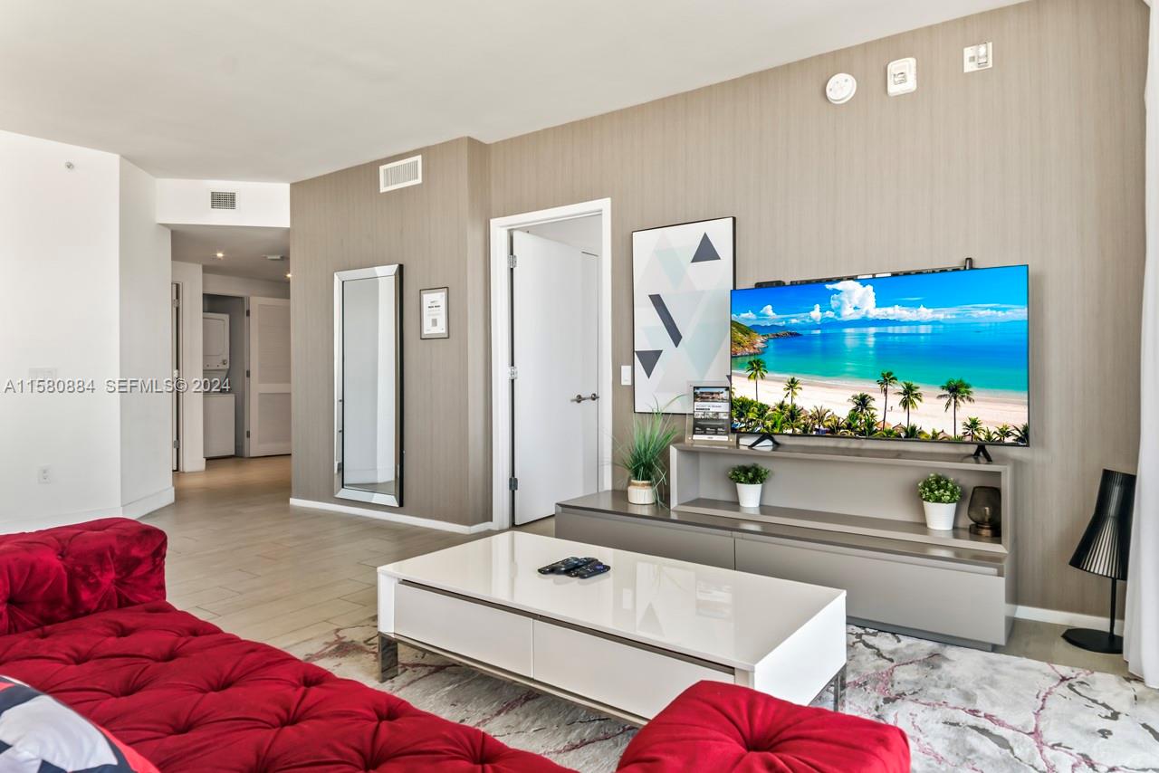4010 S Ocean Drive R1601 Property Photo 13