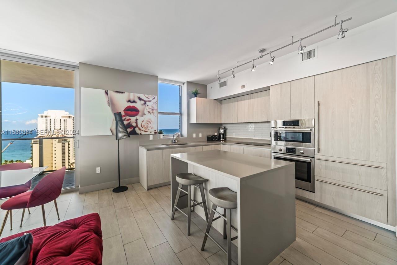4010 S Ocean Drive R1601 Property Photo 14