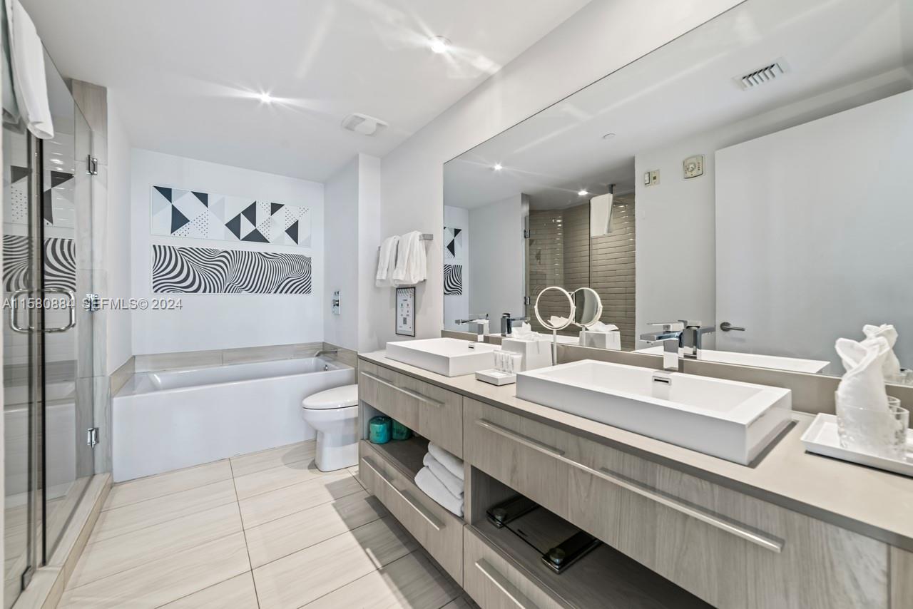4010 S Ocean Drive R1601 Property Photo 18