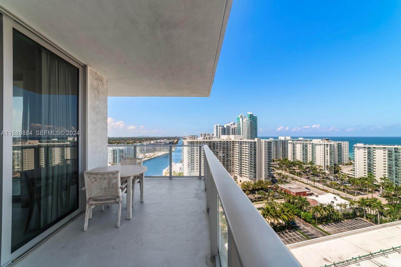 4010 S Ocean Drive R1601 Property Photo 23