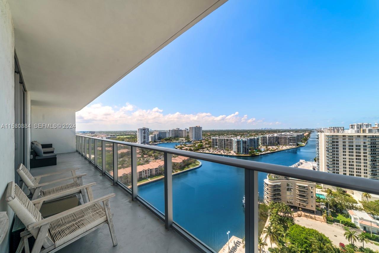 4010 S Ocean Drive R1601 Property Photo 25