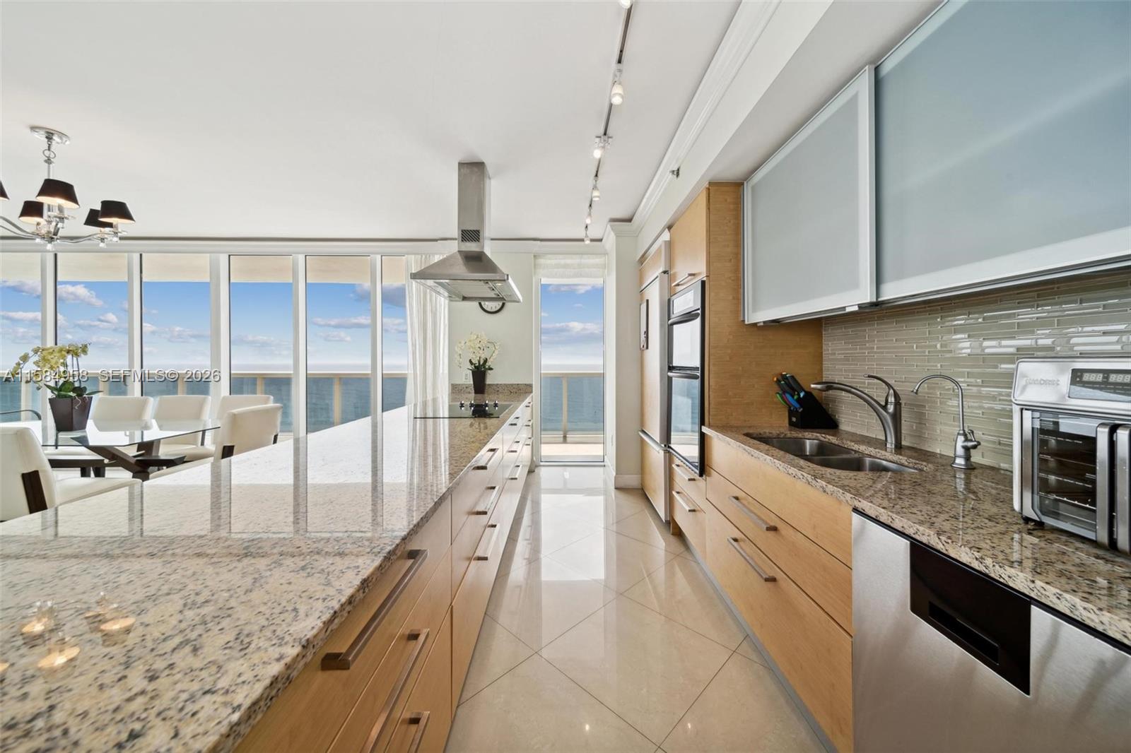1830 S Ocean Drive 1701 Property Photo 19