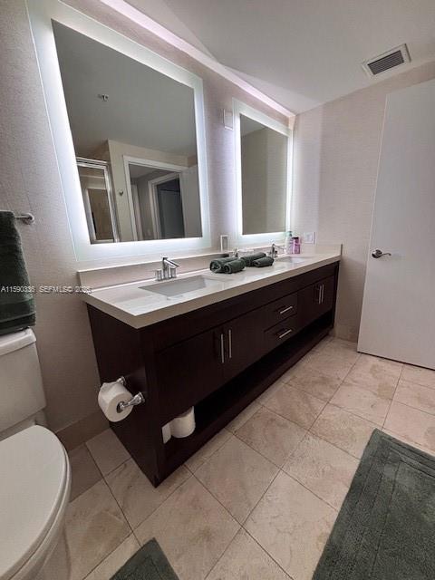 17375 Collins Avenue 705 Property Photo 10