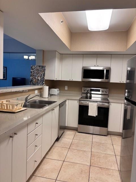 17375 Collins Avenue 705 Property Photo 18