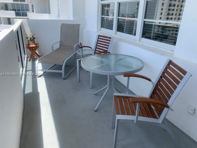 100 Lincoln Road 1434 Property Photo 8