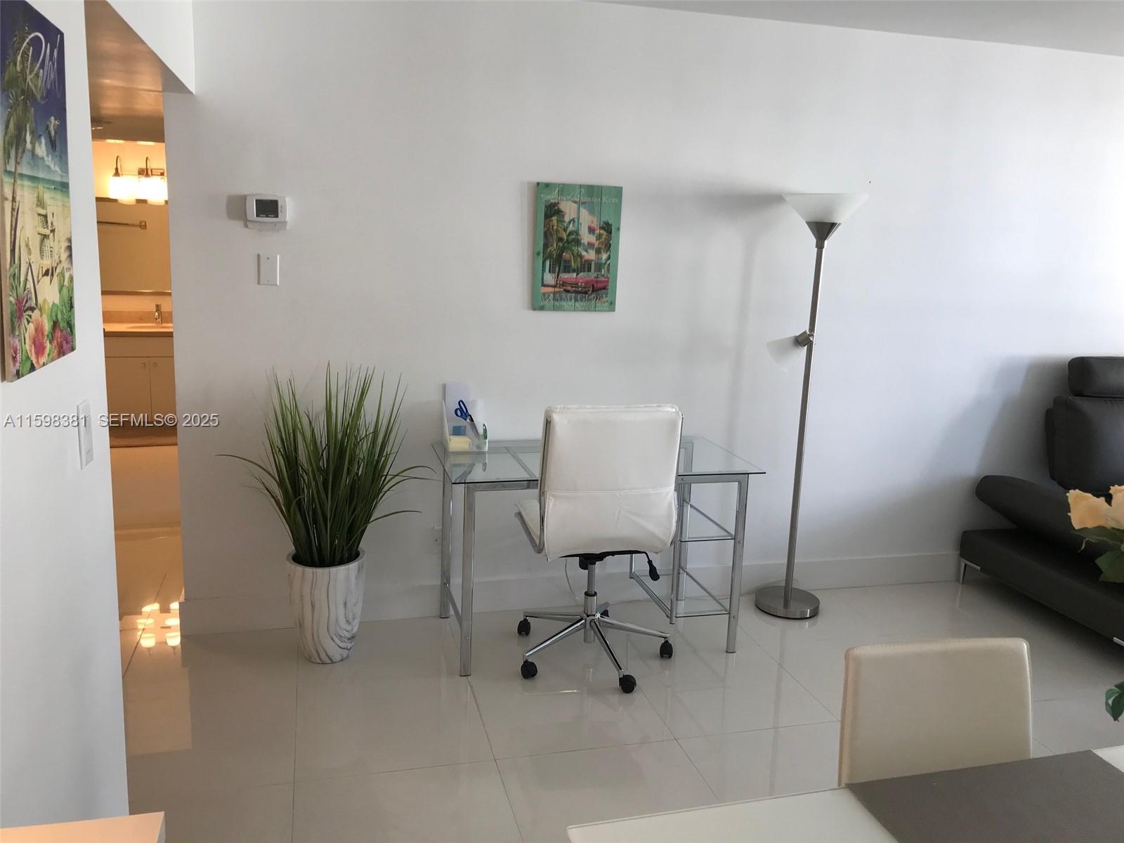100 Lincoln Road 808 Property Photo 14