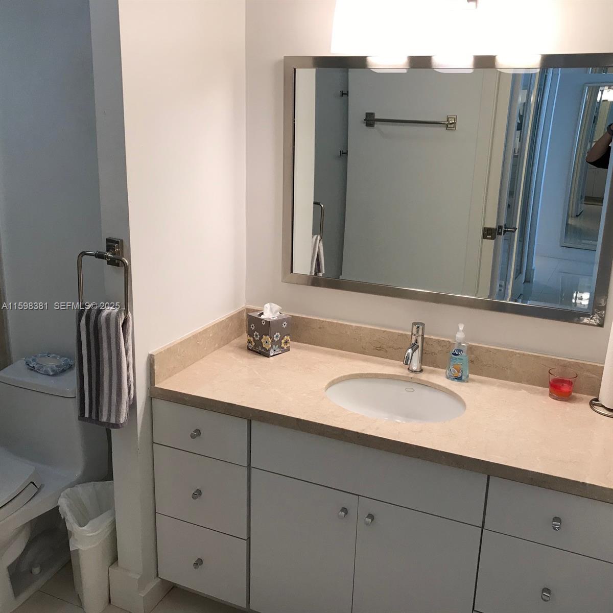 100 Lincoln Road 808 Property Photo 16