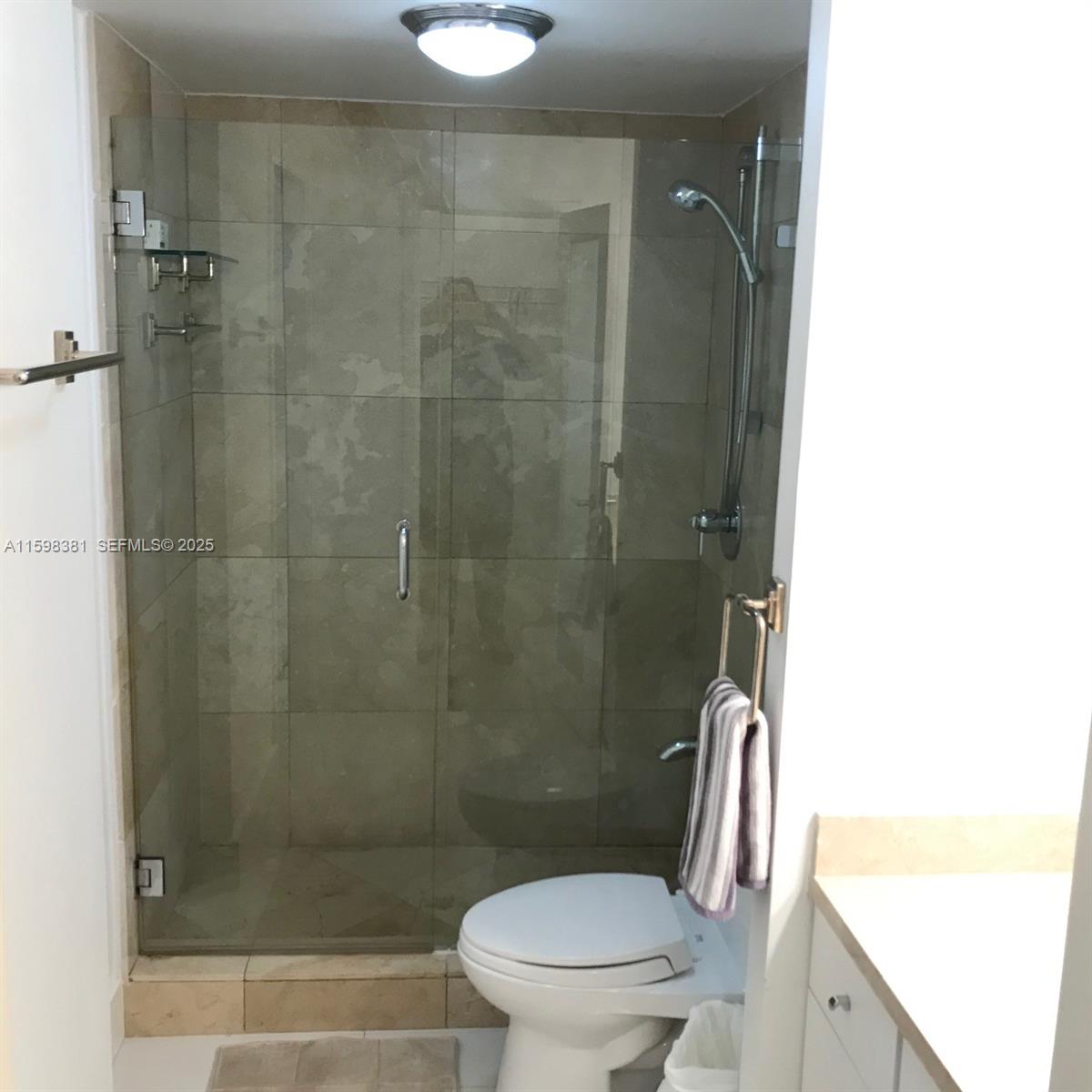 100 Lincoln Road 808 Property Photo 17