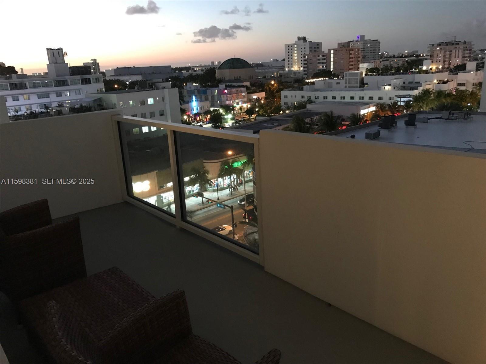 100 Lincoln Road 808 Property Photo 29