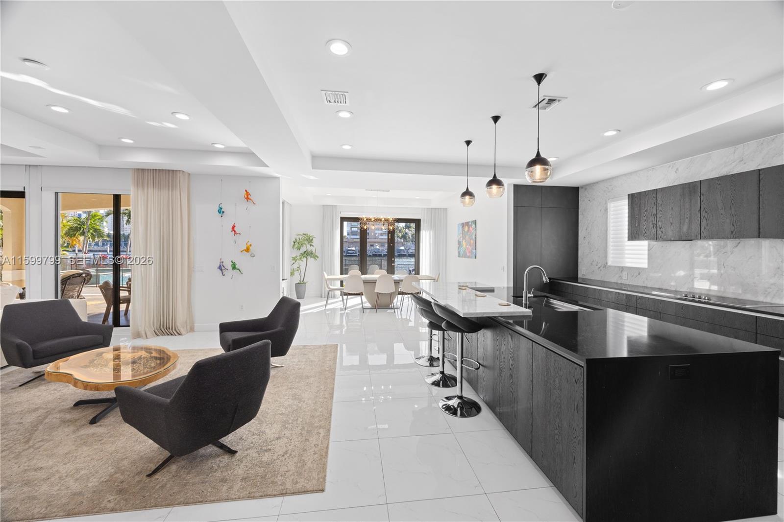 A11599799 Property Photo 19