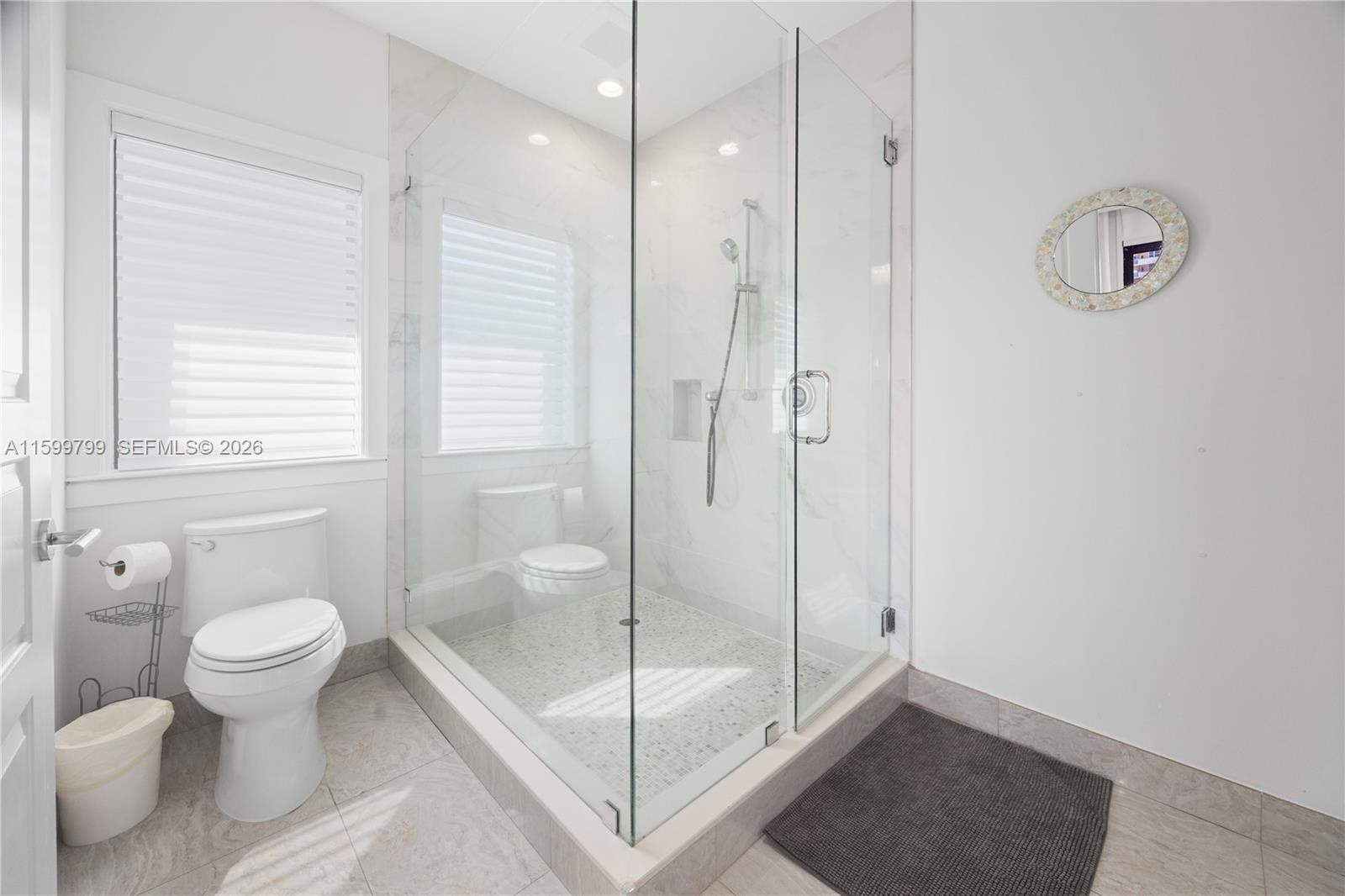 A11599799 Property Photo 28