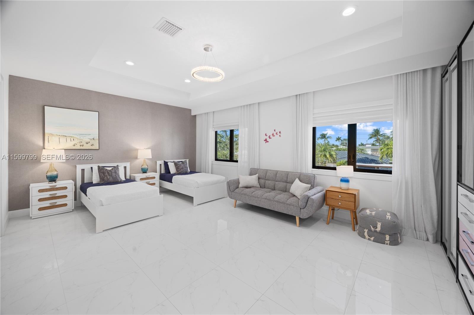A11599799 Property Photo 35