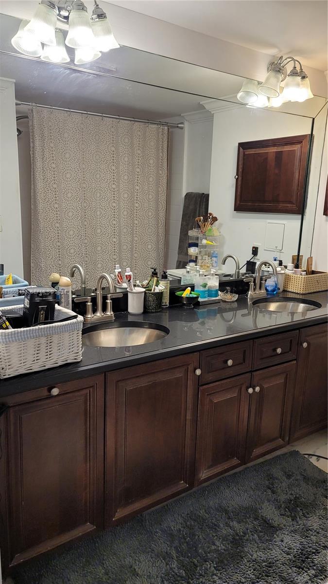 A11605433 Property Photo 9