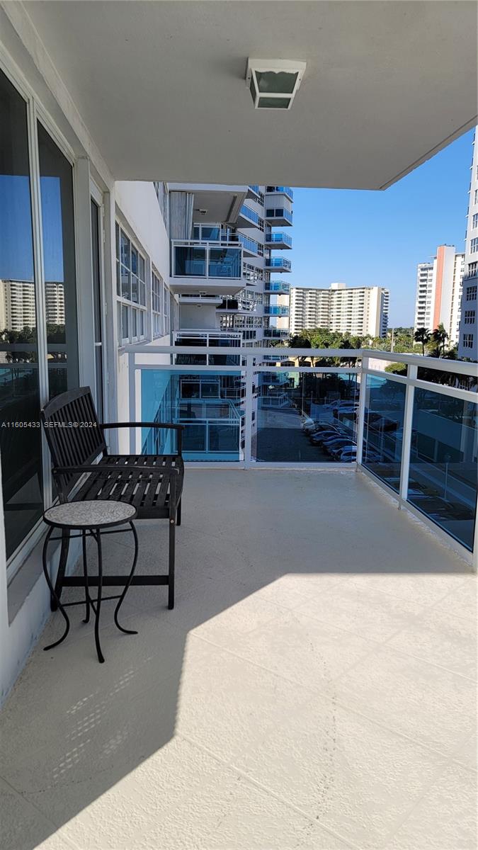 A11605433 Property Photo 12