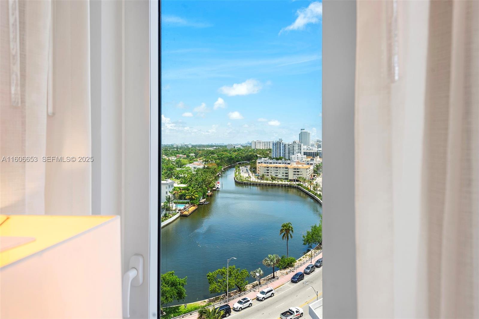 A11606653 Property Photo 28