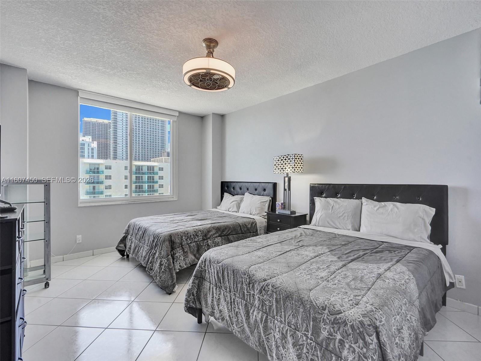 3725 S Ocean Drive 1506 Property Photo 15