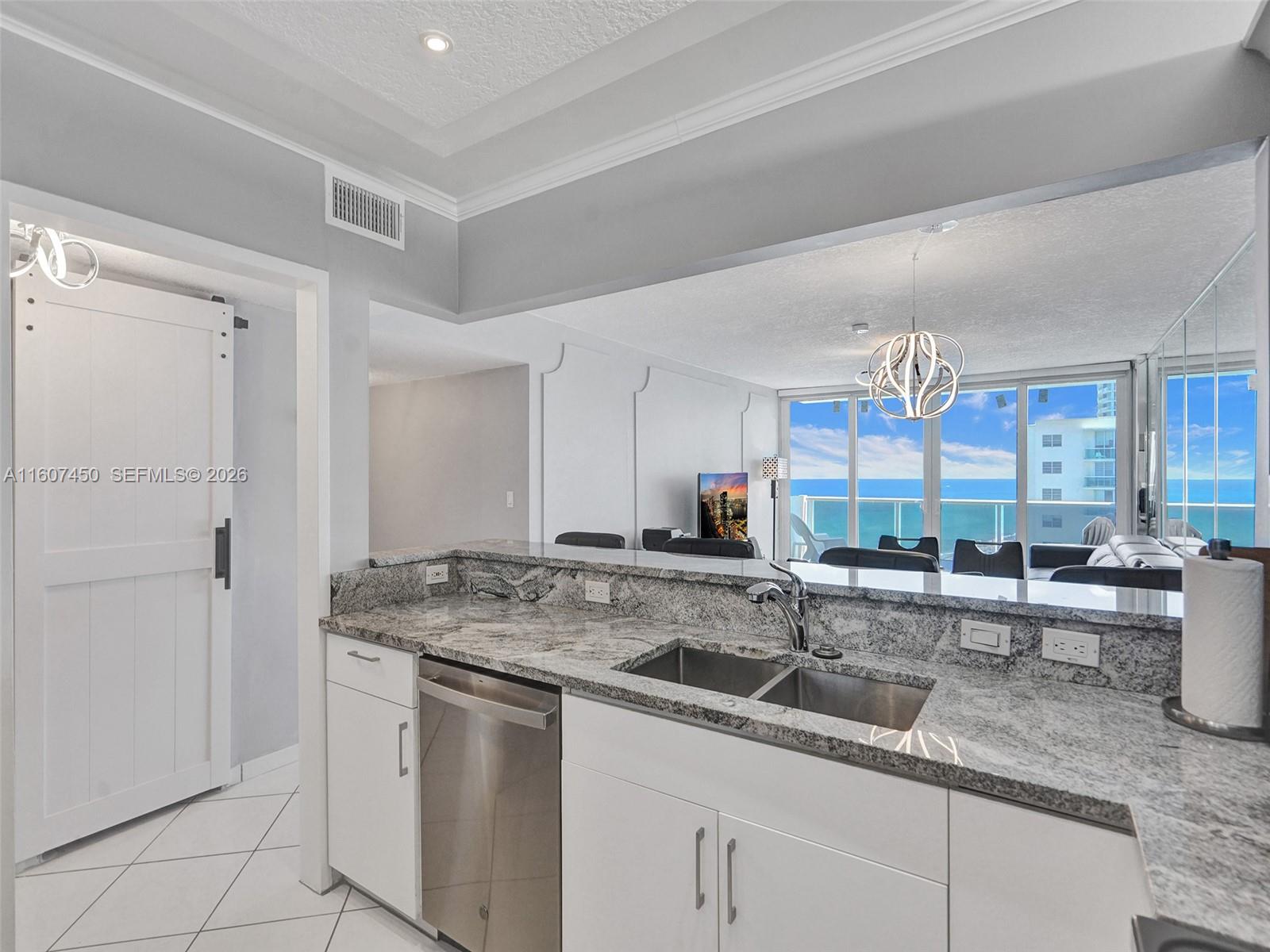3725 S Ocean Drive 1506 Property Photo 33