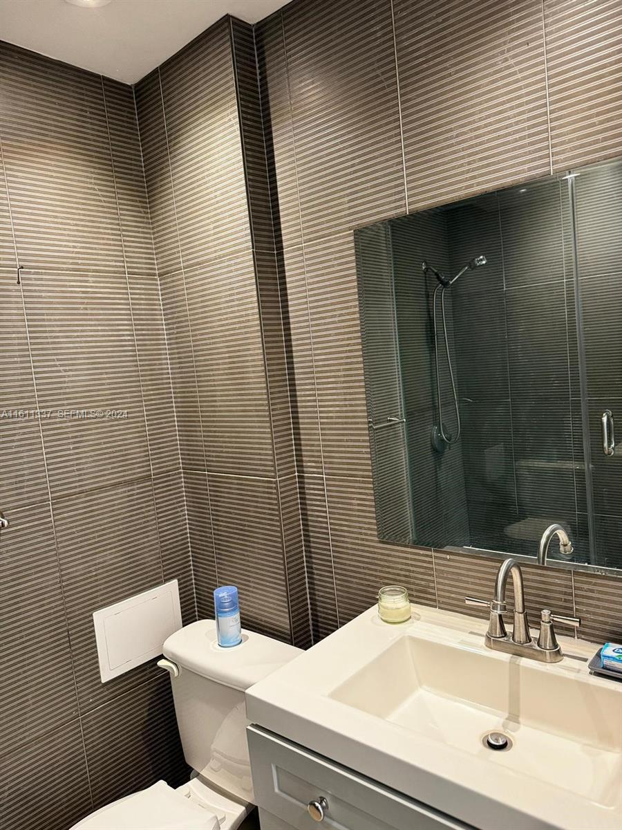 642 Michigan Avenue 6 Property Photo 10