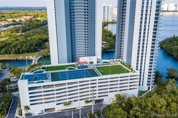 16385 Biscayne Boulevard 1418 Property Photo 3
