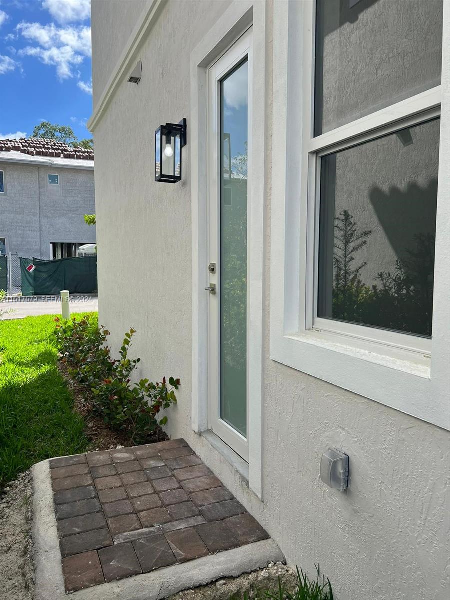 A11617579 Property Photo 4