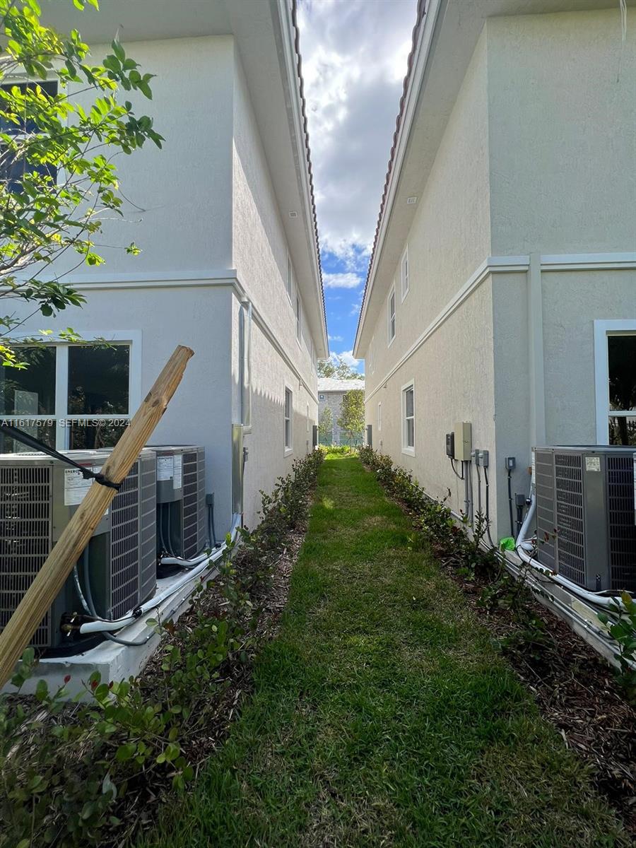 A11617579 Property Photo 5