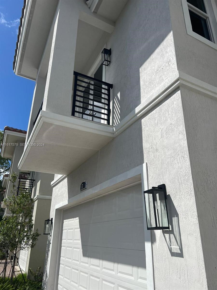 A11617579 Property Photo 12
