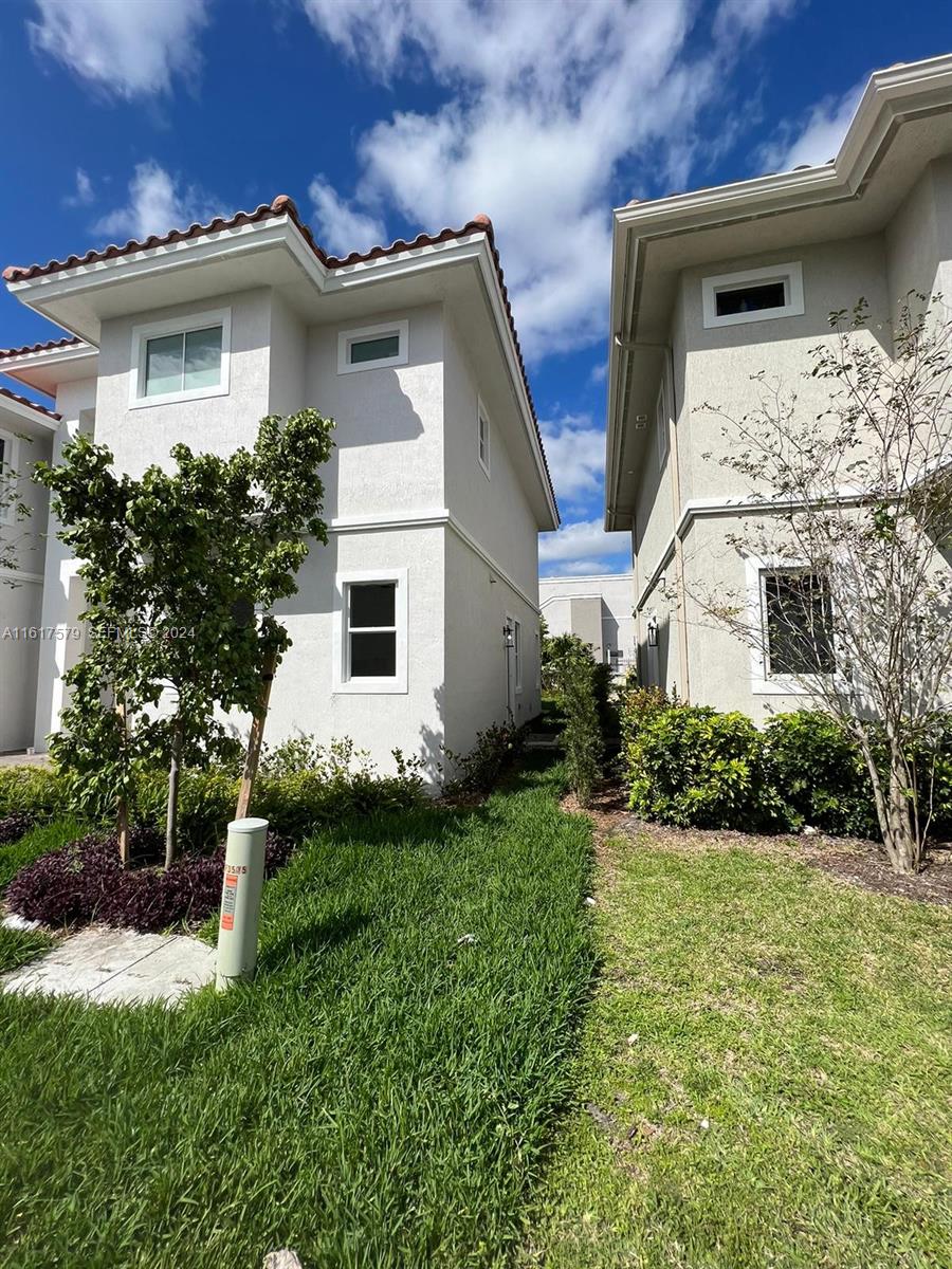 A11617579 Property Photo 16