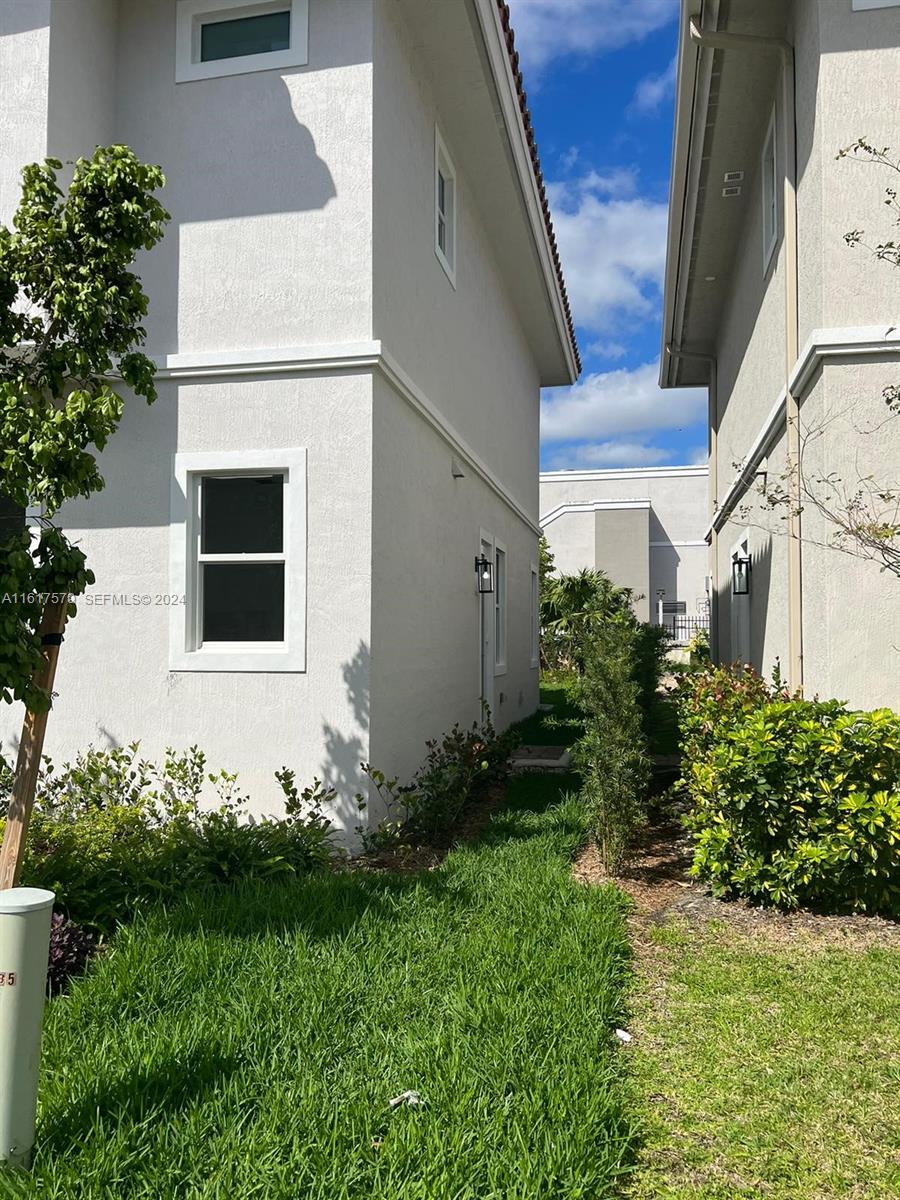 A11617579 Property Photo 27
