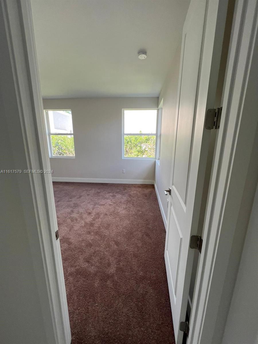 A11617579 Property Photo 31