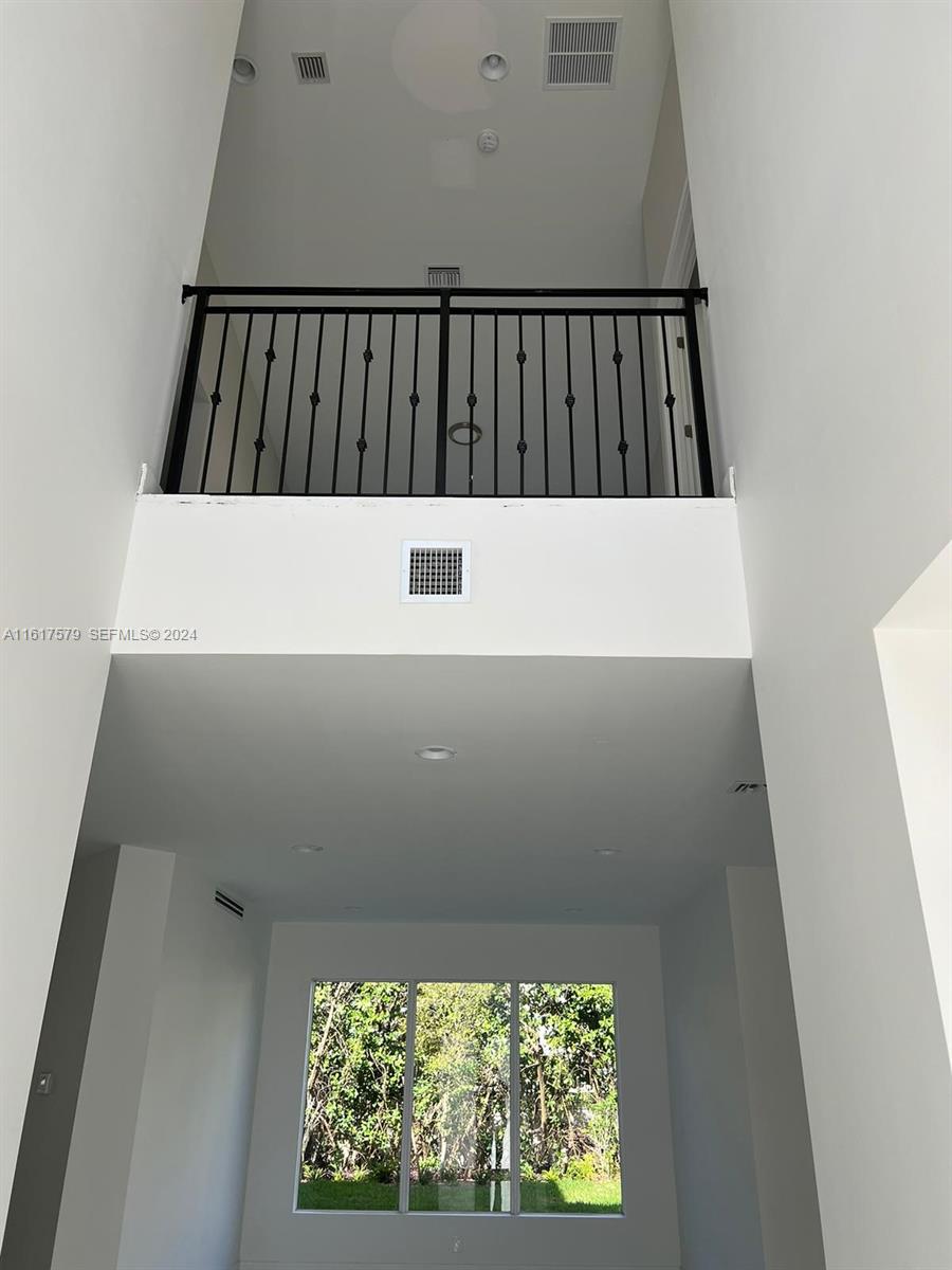 A11617579 Property Photo 52