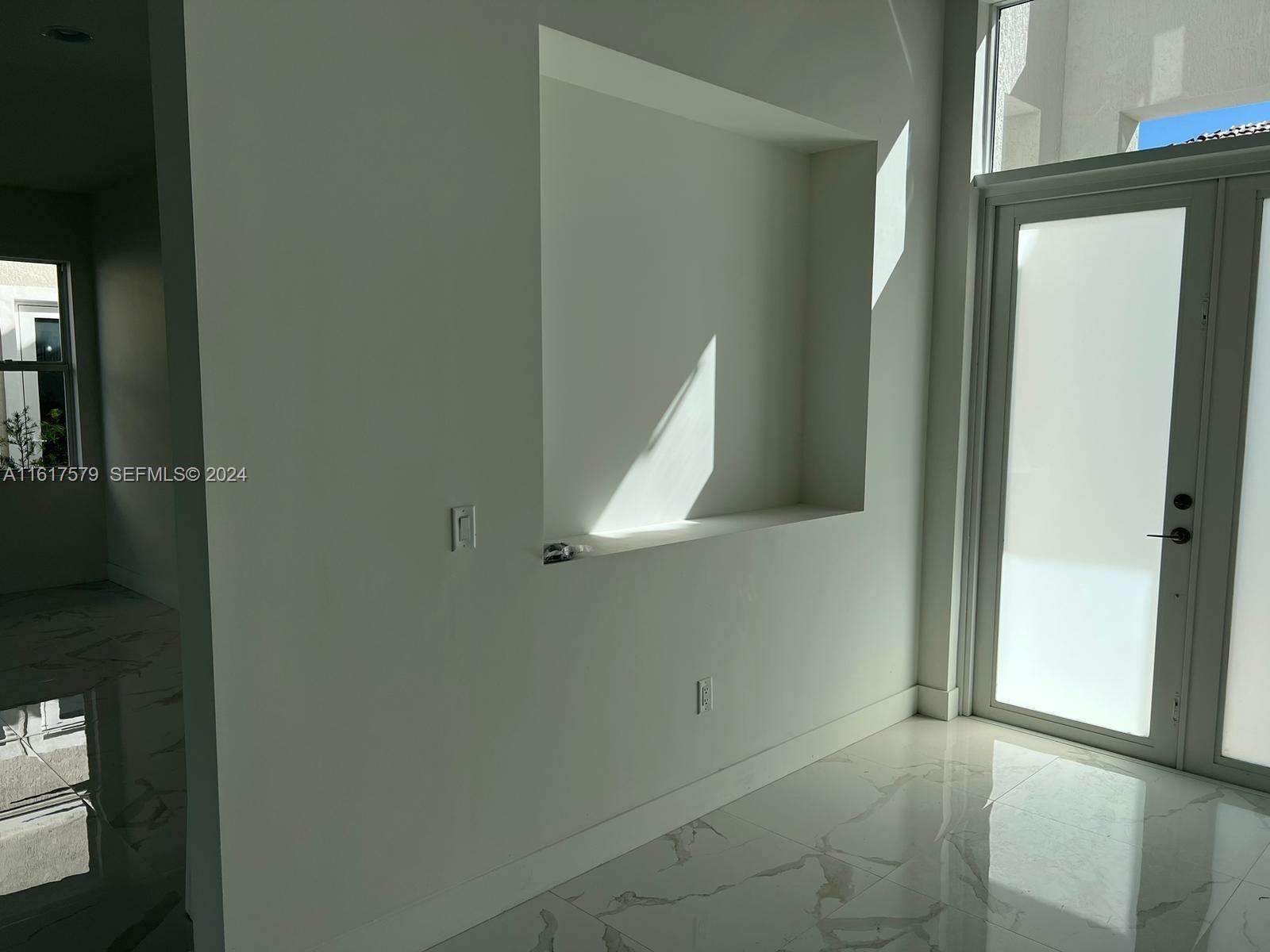 A11617579 Property Photo 53