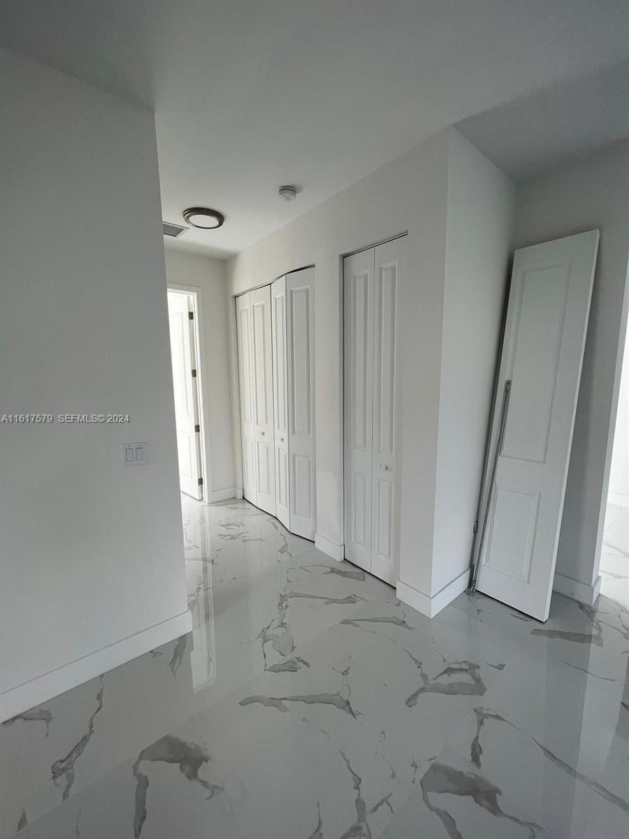 A11617579 Property Photo 68
