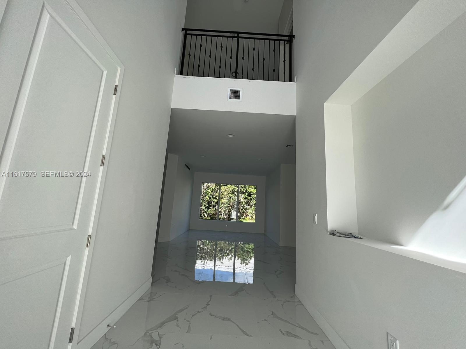 A11617579 Property Photo 69