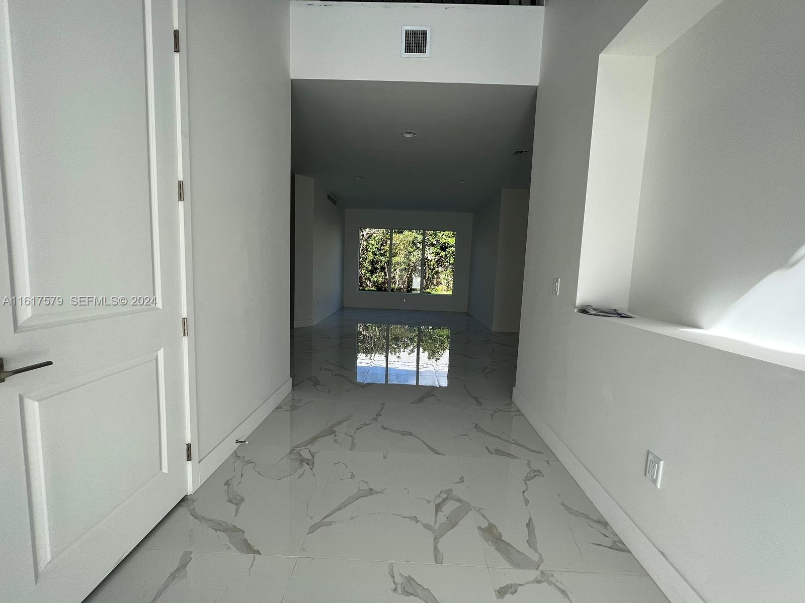 A11617579 Property Photo 71
