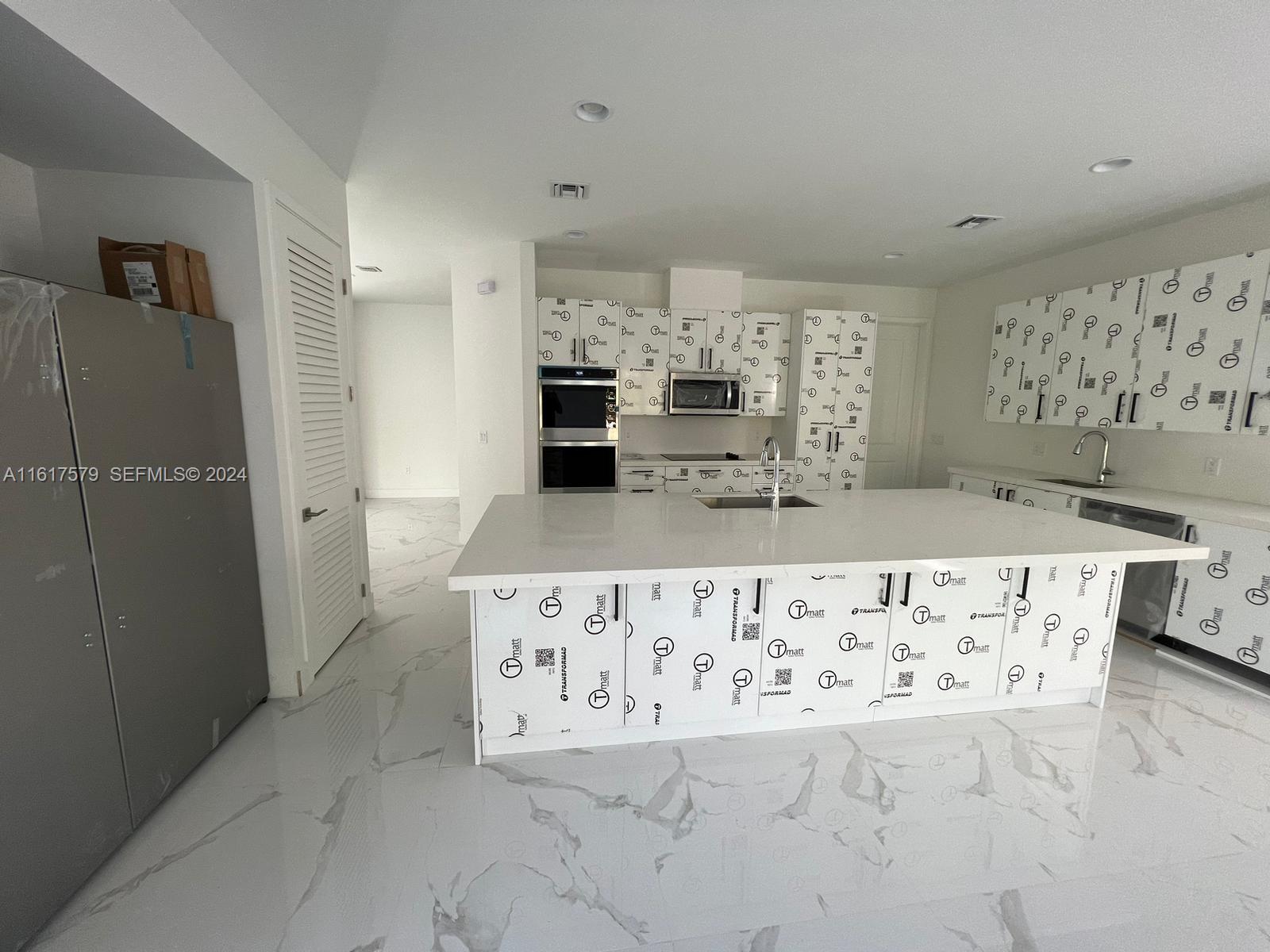 A11617579 Property Photo 82