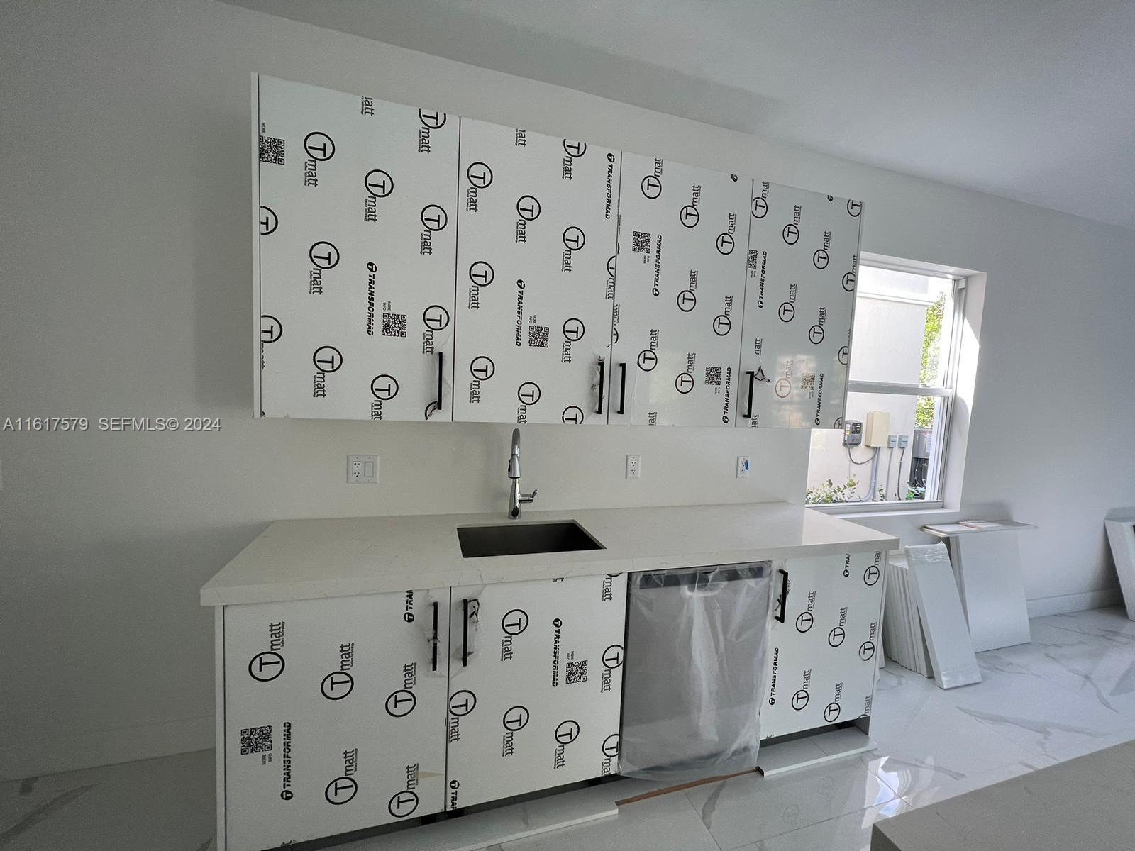 A11617579 Property Photo 86