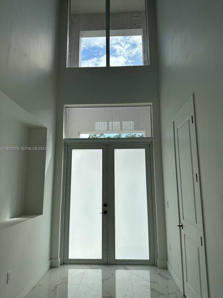 A11617579 Property Photo 96