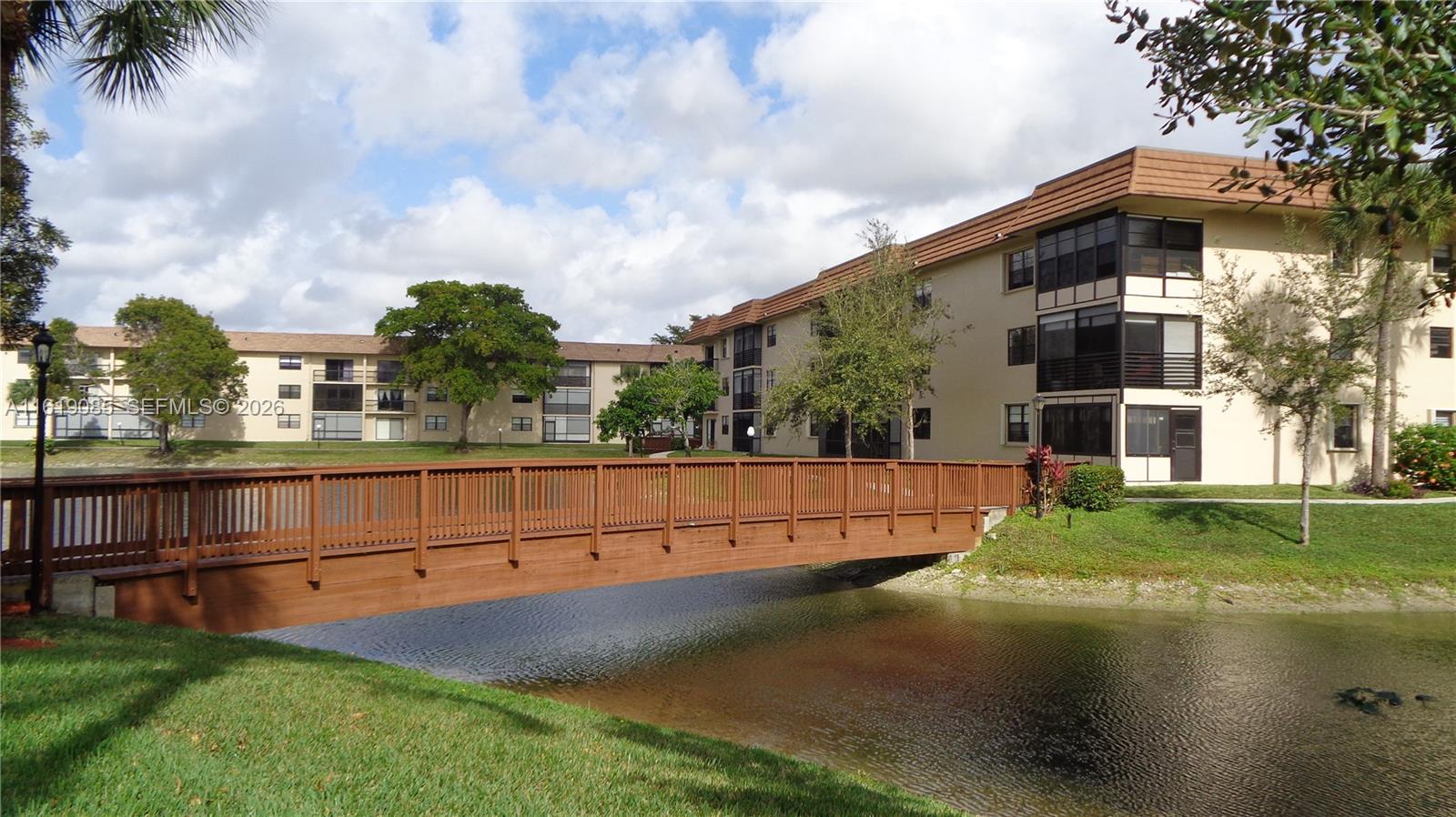 6085 N Sabal Palm Boulevard 204 Property Photo 59