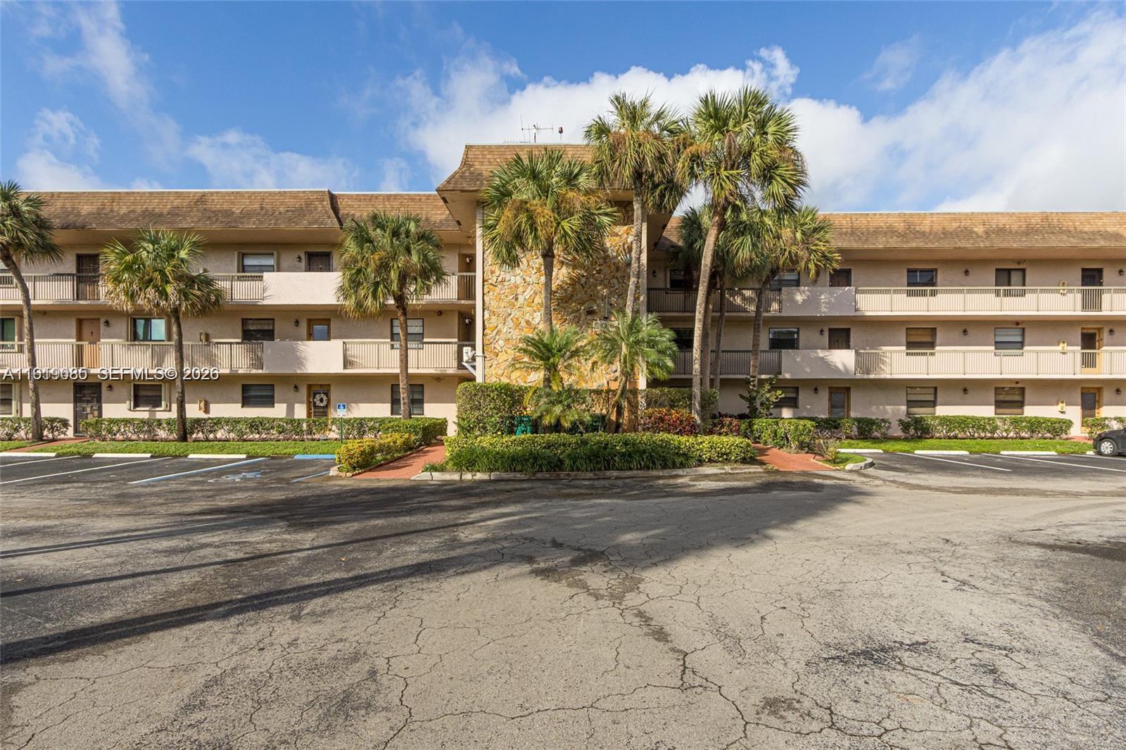 6085 N Sabal Palm Boulevard 204 Property Photo 63